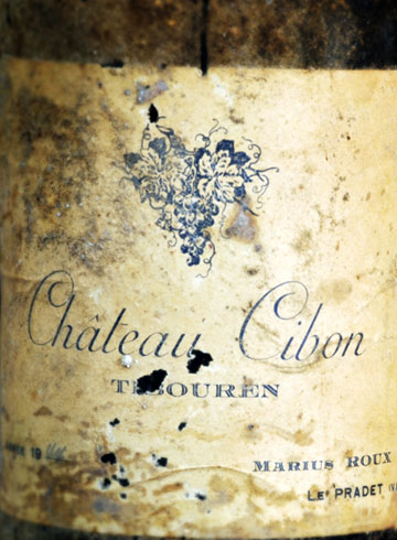 Très vieilles bouteilles vin tibouren Clos Cibonne